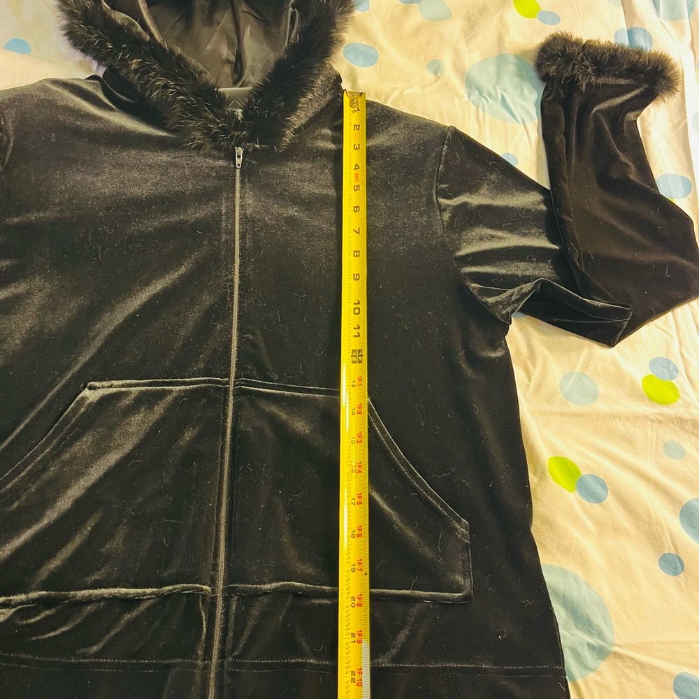 Jasmine Black Velvet Teddy Jacket with Genuine Fur Trim Upscale Loungeware - Picture 12 of 15